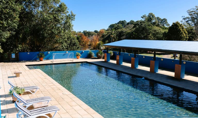 11-Pool-&-Loungers